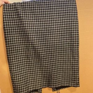 Houndstooth Wool Skirt